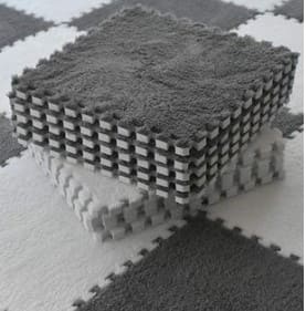 grey-and-white-foam-mats