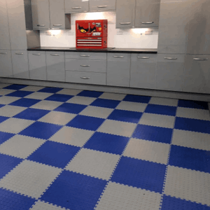 Interlocking-floor-tile